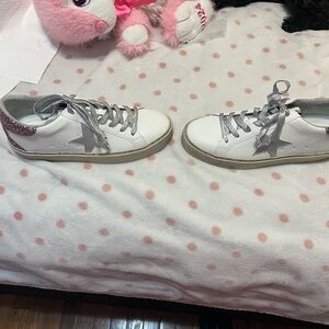 Shu shop tennis shoes. Never been worn.